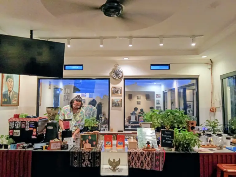 Ruang Kopi Tanpa Sekat: Biji Rakyat dan Filosofi Menghargai Proses