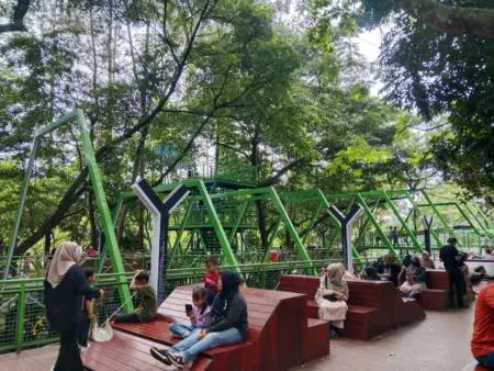 Pemkot Bandung Siapkan Rp3,5 Miliar untuk Renovasi Babakan Siliwangi Tahap 2 Pemkot Bandung Siapkan Rp3,5 Miliar untuk Renovasi Babakan Siliwangi