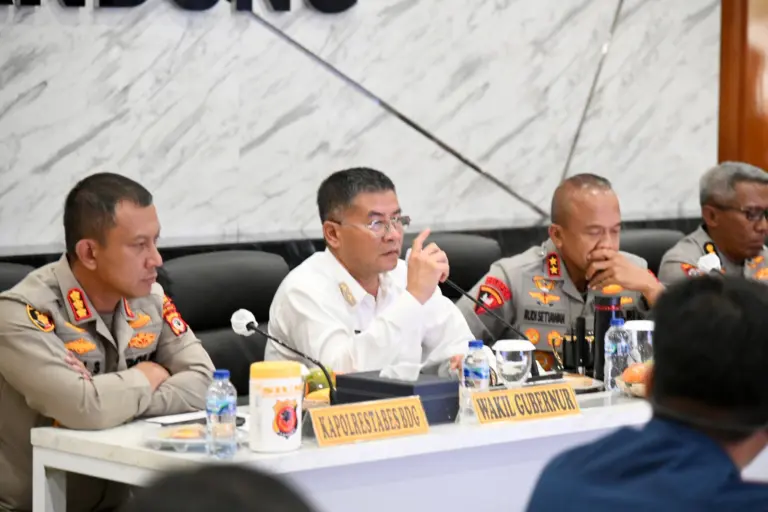 Siaga Penuh, 3.000 Personel Gabungan Dikerahkan Amankan Laga Persib vs Persija di GBLA