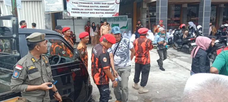 138 Pelajar SMA YBHM Garut Terancam Kehilangan Hak Belajar Akibat Sengketa Tanah Wakaf