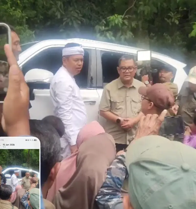 Gubernur Jawa Barat Dedi Mulyadi saat meninjau Gunung Ciremai