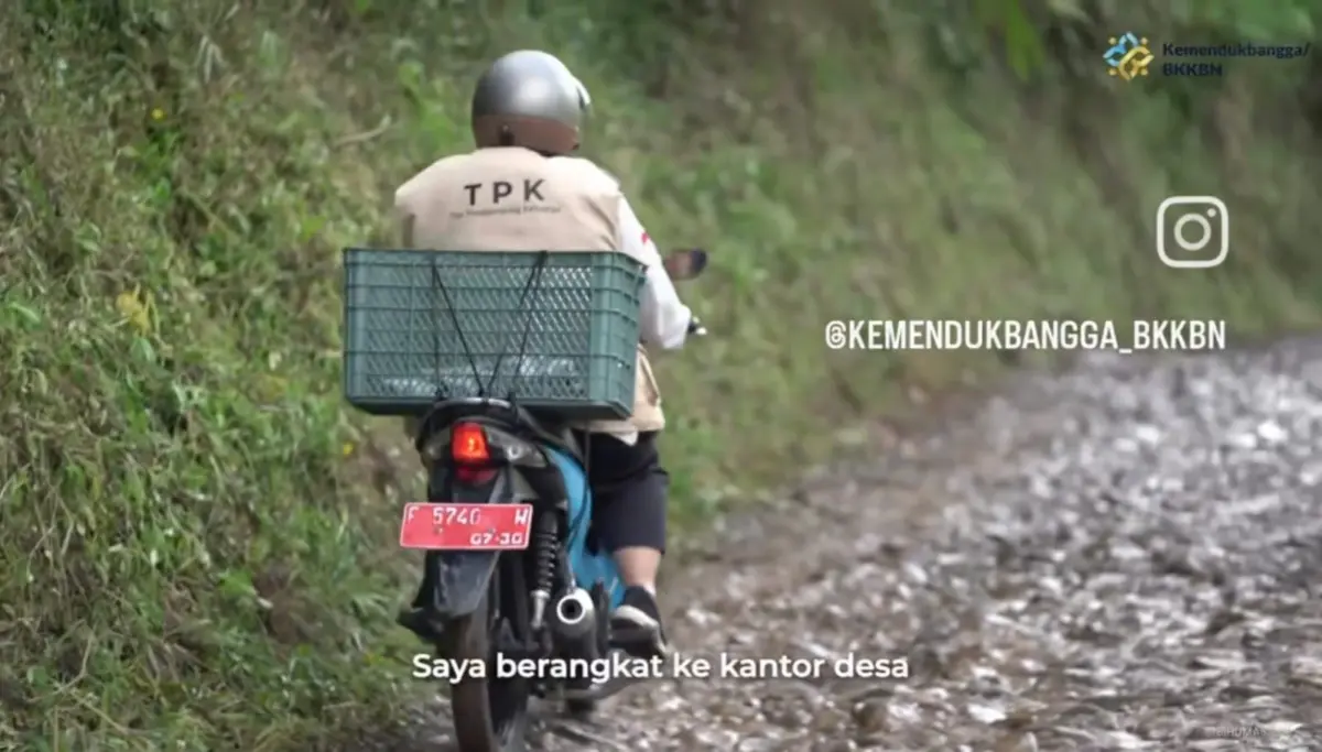 MENEMBUS MEDAN BERAT DEMI MASA DEPAN GIZI ANAK DESA CIGUHA