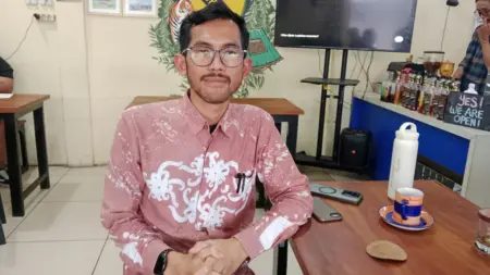 Pakar Soroti Makna Kemerdekaan bagi Warga Jabar Pengamat ekonomi dari Universitas Insan Cendekia Mandiri, Deni