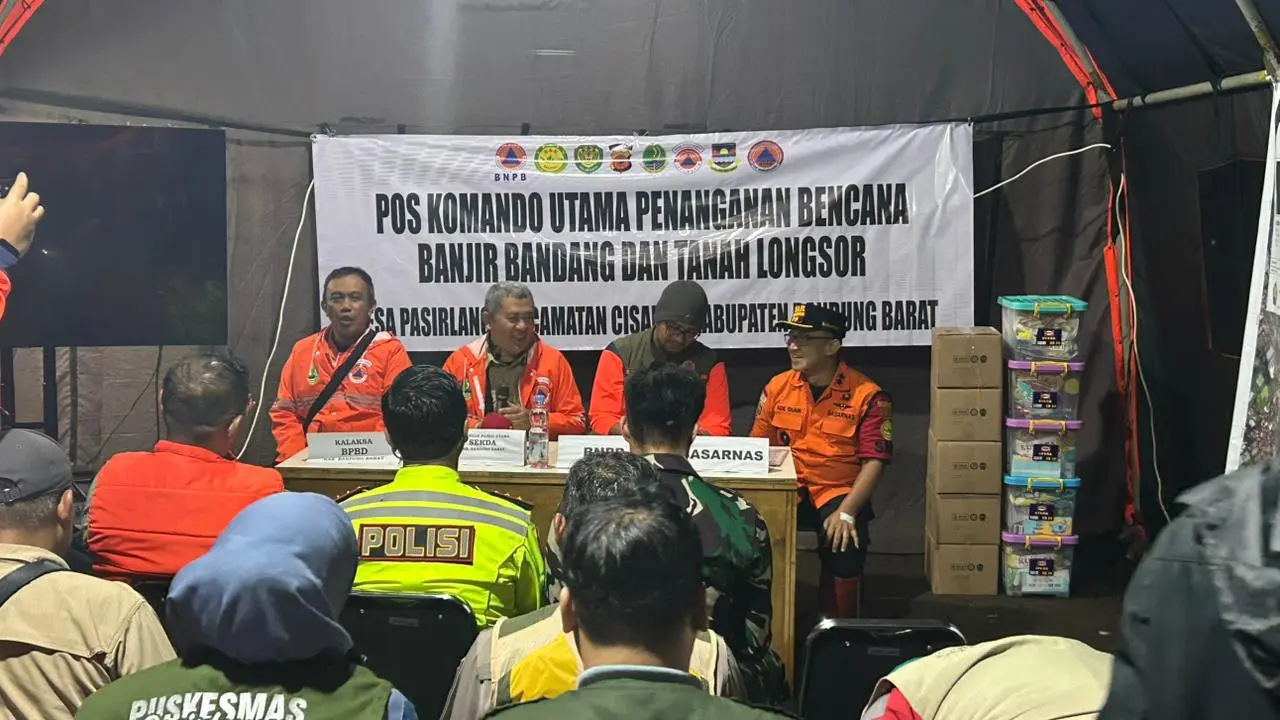 Longsor Pasirlangu: 41 Korban Teridentifikasi, 25 Masih Dalam Pencarian Longsor Pasirlangu: 41 Korban Teridentifikasi, 25 Masih Dalam Pencarian