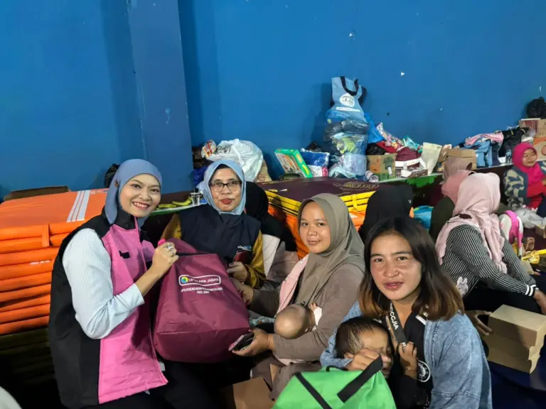 DP3AKB Jawa Barat Berikan Dukungan Psikologis Awal bagi Korban Longsor Pasirlangu