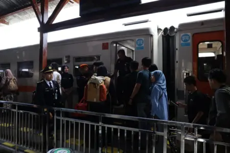 KAI Buka Pembelian Tiket Angkutan Lebaran, Keberangkatan dari Bandung Banyak Diminati Masyarakat