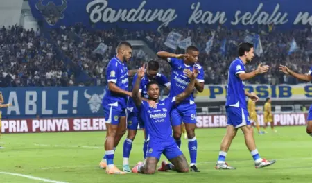 Jadwal Super League Pekan ke-16: Persija Tak Disiarkan TV, Laga Penting untuk Persib Jadwal pekan ke-16 Super League 2025/2026 (PERSIB)
