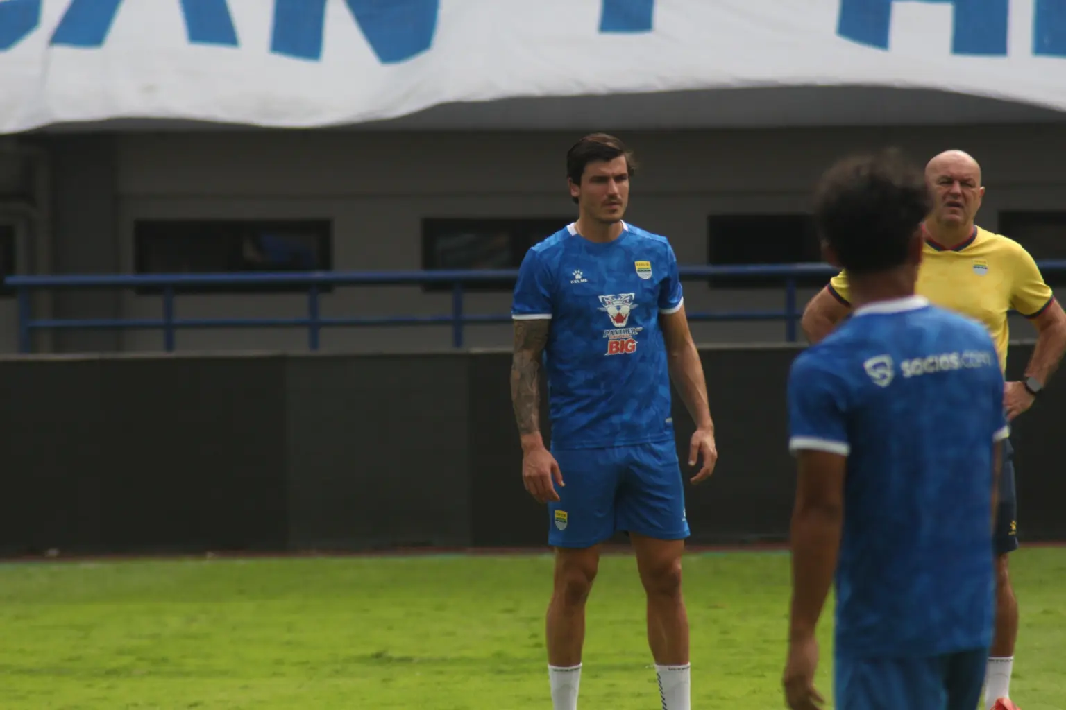 Bojan Hodak Jelaskan Alasan Persib Rekrut Sergio Castel Castel Akui Tampil Buruk, Tapi Janji Persib Akan Bangkit dengan Mental Juara