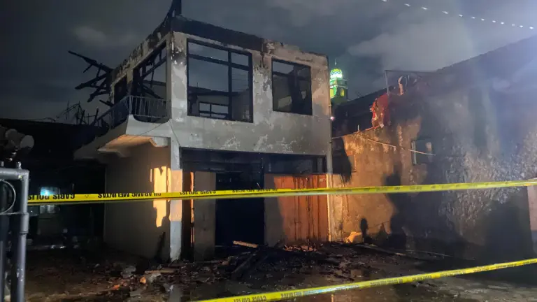 Rumah kebakaran di Ujung Berung Bandung