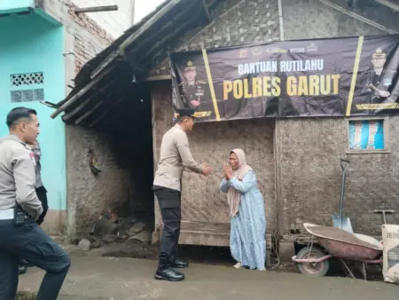Polres Garut Lanjutkan Aksi Kemanusiaan, Rutilahu ke-2 Tahun 2026 Sasar Warga Banyuresmi
