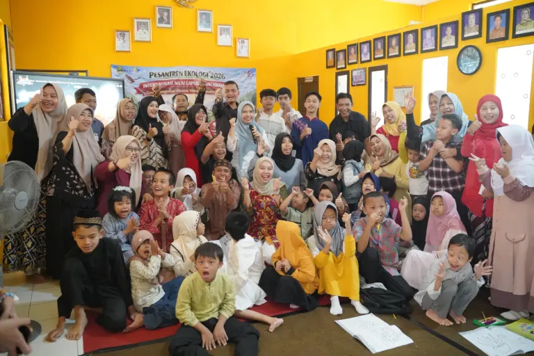 Wabup Garut Tinjau SLB-C Karya Bhakti, Pastikan Lokasi RKB Aman dari Risiko Bencana Wabup Garut Tinjau SLB-C Karya Bhakti, Pastikan Lokasi RKB Aman dari Risiko Bencana