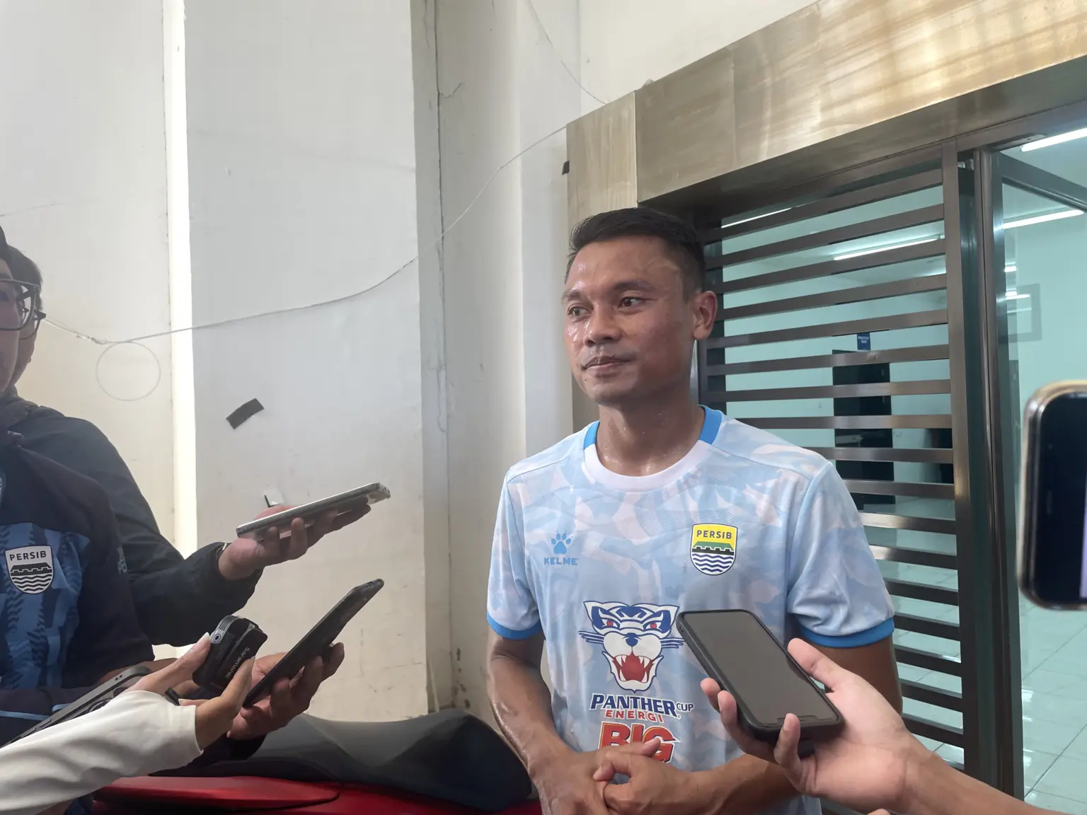 Dedi Kusnandar Haru Kembali ke Persib: Siap Berkontribusi di Putaran Kedua