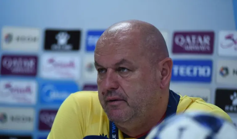 Bojan Hodak Waspadai Faktor Cuaca Jelang Laga Kontra Ratchaburi FC