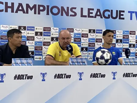 Misi Mustahil kontra Ratchaburi: Bojan Hodak Usung Semangat “Nothing is Impossible” Misi Mustahil kontra Ratchaburi: Bojan Hodak Usung Semangat "Nothing is Impossible"