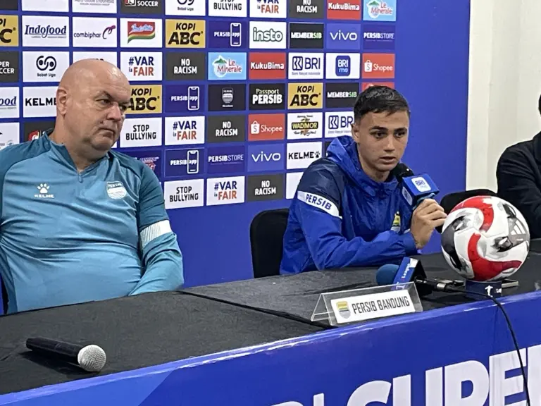 Persib Bungkam Persita, Eliano Sebut Lini Belakang Tampil Nyaris Tanpa Celah