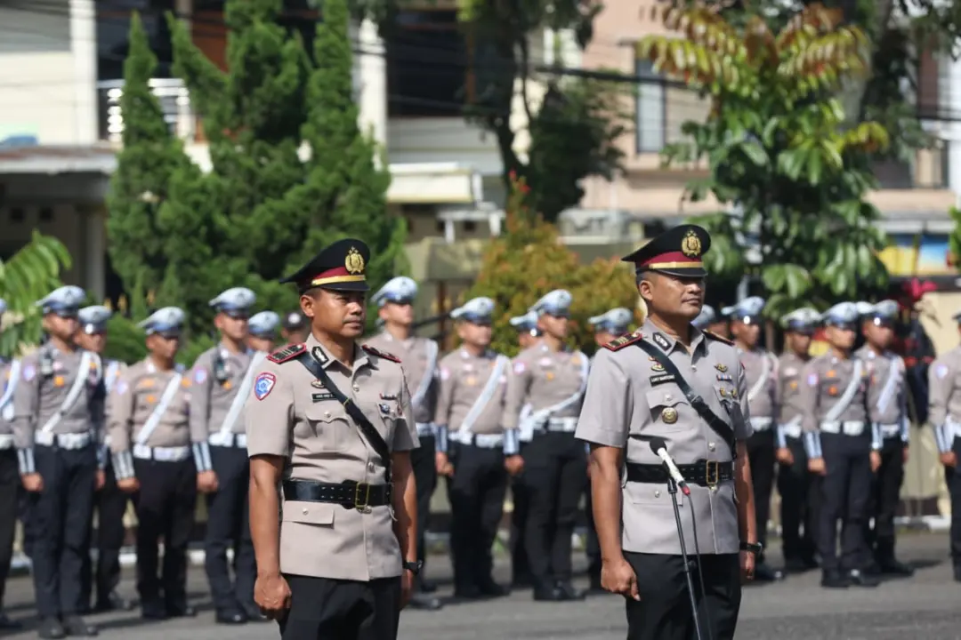 Pimpin Sertijab Kasat Lantas dan Kenaikan Pangkat Pengabdian, Kapolres Garut: Mutasi Bagian dari Dinamika Organisasi