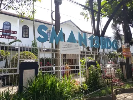 Wacana SPP SMA Negeri, DPRD Jabar Tekankan Transparansi Pengelolaan Dana Sekolah SMAN 13 Bandung