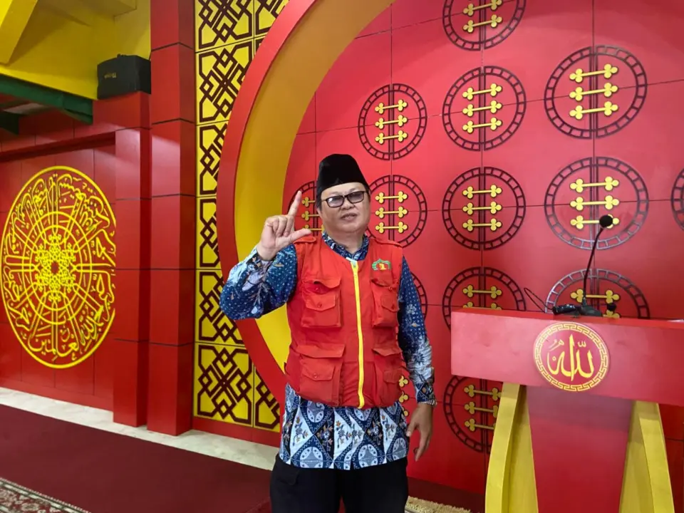 Rahmat Nugraha ketua dlm maasjid Lautze 2 bandung