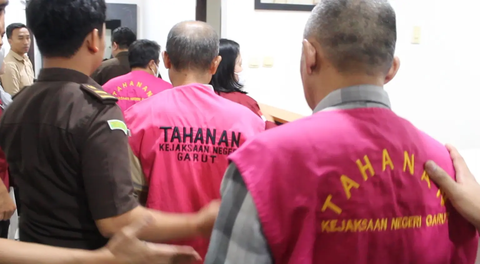 Kejaksaan Negeri Garut Tetapkan 3 Kasus Korupsi Kredit BPR Intan Jabar Negara Rugi Rp 5 Miliar.