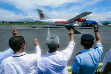 Aktivasi kembali penerbangan komersial di Bandara Husein Sastranegara mulai dirasakan langsung manfaatnya oleh warga Kota Bandung.