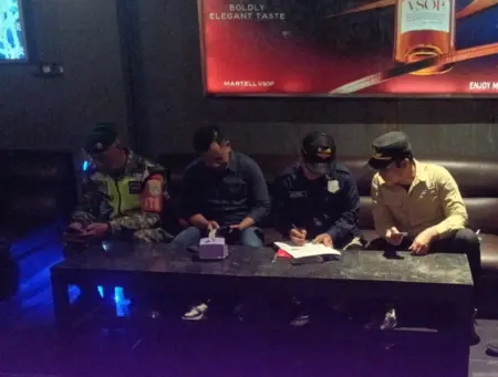 Tiga Tempat Hiburan Malam di Bandung Kepergok Beroperasi
