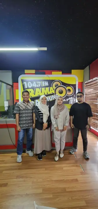 PLN UP3 Bandung Sosialisasikan Keselamatan Listrik Saat Musim Hujan Lewat Siaran Radio