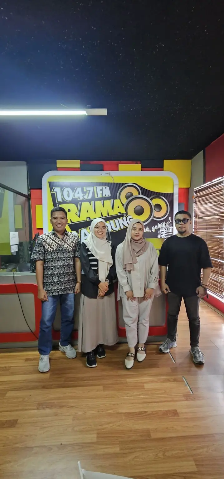 PLN UP3 Bandung Sosialisasikan Keselamatan Listrik Saat Musim Hujan Lewat Siaran Radio