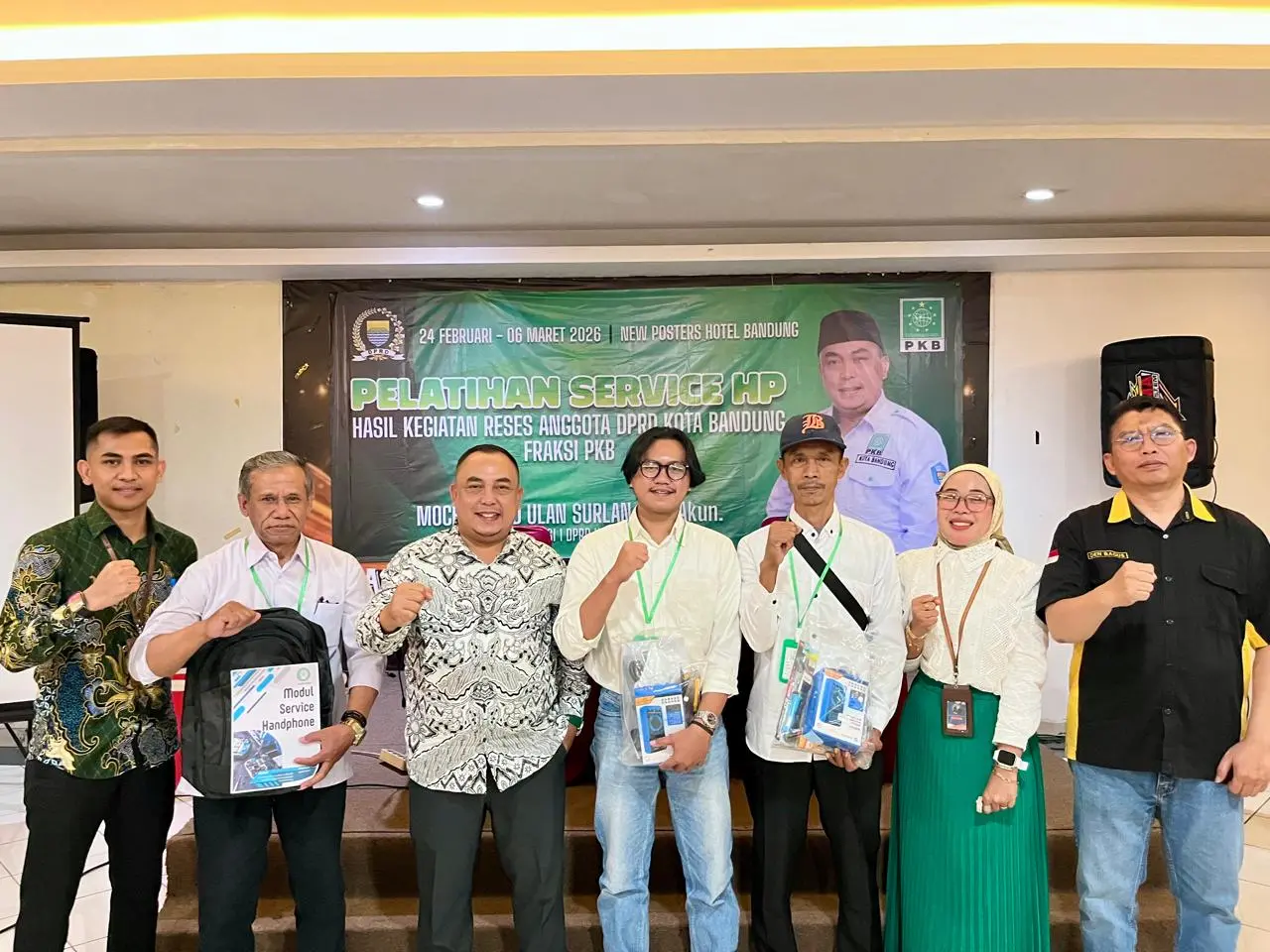 Dorong Ekonomi Warga, Ulan Surlan Realisasikan Hasil Reses Lewat Pelatihan Service HP