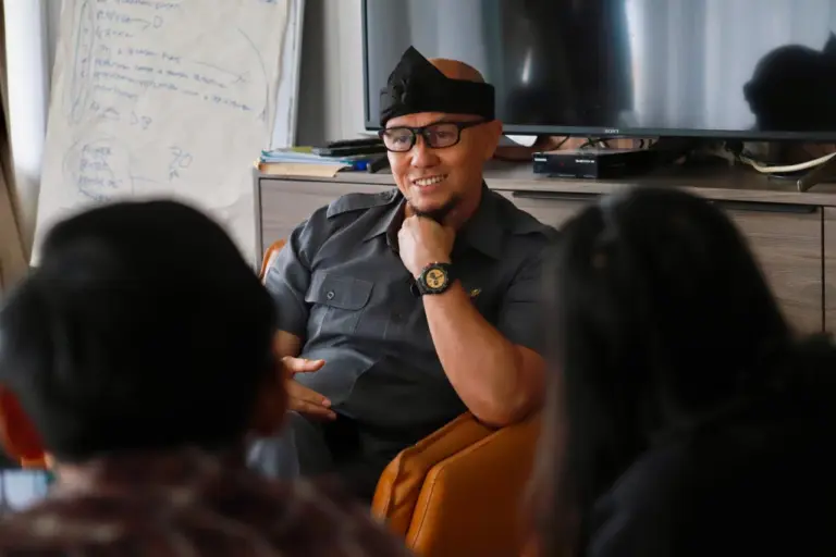 Pimpinan DPRD Kota Bandung Edwin Senjaya