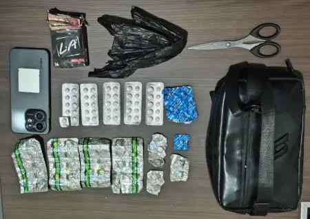 Satresnarkoba Polres Garut Tangkap Pengedar Obat Psikotropika di Tarogong Kaler Satresnarkoba Polres Garut Tangkap Pengedar Obat Psikotropika di Tarogong Kaler