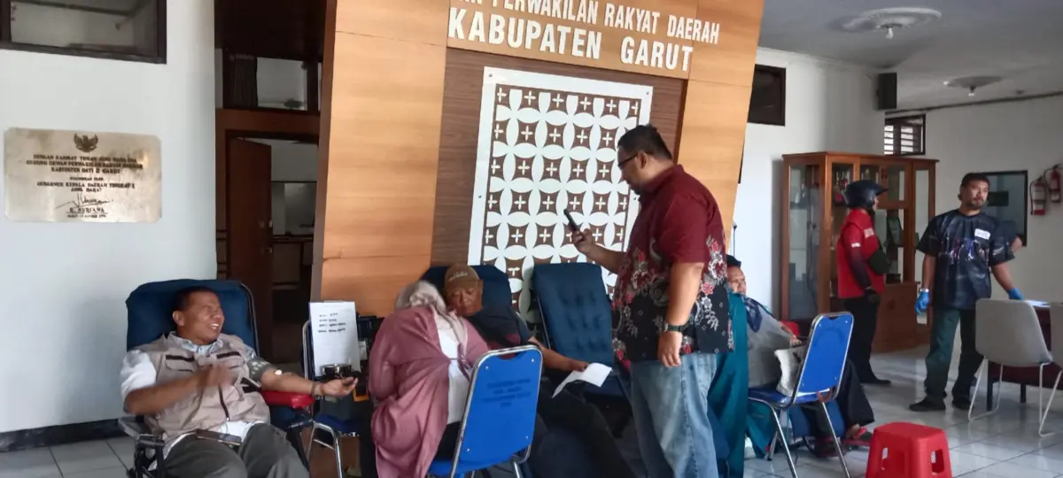 Masa Cuti, Yudha Puja Turnawan Gelar Donor Darah untuk Bantu Stok PMI Garut