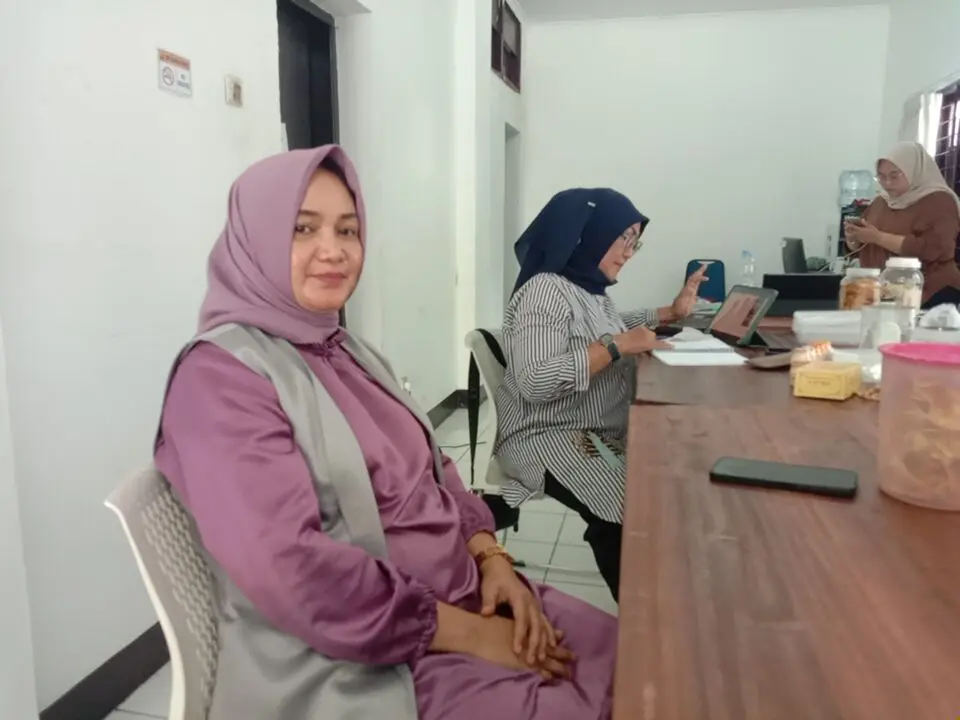 Ketua Komisi Perlindungan Anak Daerah (KPAD) Kota Bandung, Ita Dianawati (kiri)
