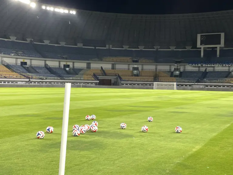 Persib Tundukkan Arema FC 1-0 pada Laga Perdana Piala Presiden 2026 Simak ! Lima Laga Penentu Menanti Persib Bandung di Bulan April