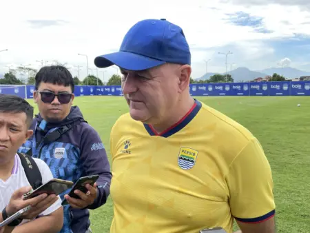 Peran Eliano Reijnders Jadi Sorotan John Herdman dalam Diskusi dengan Bojan Hodak