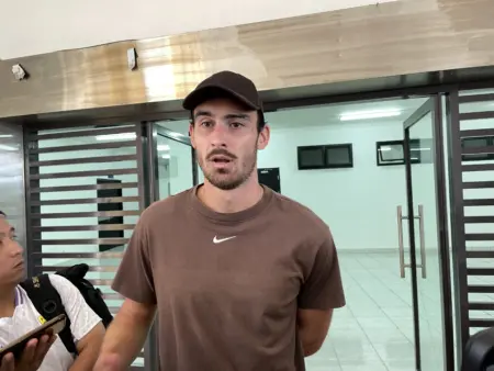 Tak Peduli Top Skor, Andrew Jung Bidik Trofi Bersama Persib