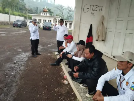 Sengketa Lahan Sekolah Rakyat di Samarang Mandek, Warga Datangi DPRD Garut Sengketa Lahan Sekolah Rakyat di Samarang Mandek, Warga Datangi DPRD Garut