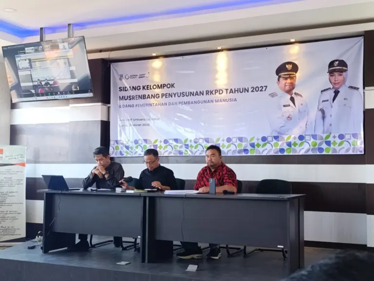 Dalam Musrenbang RKPD 2027, Yudha Puja Turnawan Tekankan Kolaborasi untuk Pembangunan Garut Yudha Puja Turnawan Soroti Keterbatasan Fiskal Garut dalam Musrenbang RKPD 2027