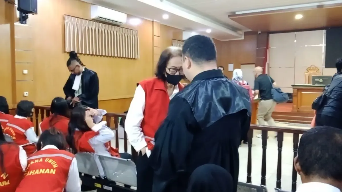 Sidang Perdana Kasus Sindikat Penjualan Bayi di gelar PN Bandung 7/4/2026 (Sarah/Koran Mandala)