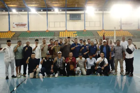 Garut Siap Jadi Tuan Rumah Kejurda Voli U-18, PBVSI Jabar Nilai SOR RAA Adiwijaya Layak Bupati Garut kunjungi SOR AA Adiwijaya persiapan pertandingan. Voly U 18