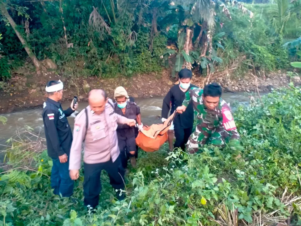 Mayat Pria Ditemukan di Sungai Cipedes Garut, Polisi Lakukan Penyelidikan