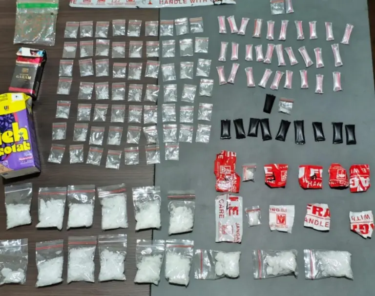 Kurir Sabu Diciduk di Garut, Polisi Amankan Ratusan Paket Siap Edar