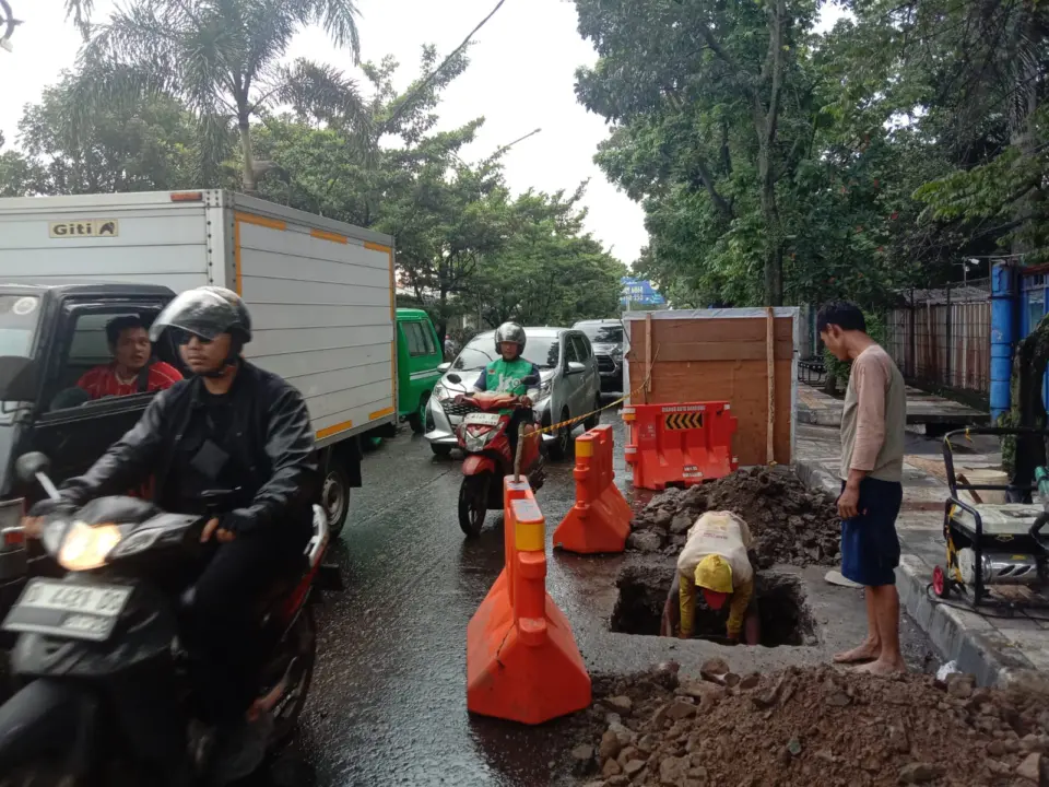 Pakar Kebijakan Publik Unpad Soroti SOP dan Pengawasan Proyek Galian Kabel di Bandung