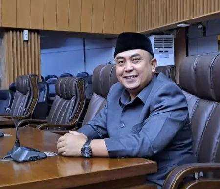 Pengawasan Jam Malam Pelajar di Kota Bandung Dinilai Melemah, Om Ulan Soroti Peran Pemkot Belum Optimal Anggota DPRD kota Bandung dari fraksi PKB Mochammad Ulan Surlan