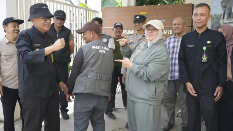 Indri Rindani Dorong Program Padat Karya Berkelanjutan, Tak Sekadar Seremonial Indri Rindani Dorong Program Padat Karya Berkelanjutan, Tak Sekadar Seremonial