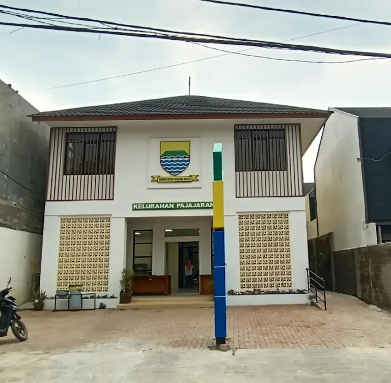 Kisruh Pemilihan RW 10 Pajajaran, Lurah Batalkan RW Terpilih, Warga Ancam Gugat ke PTUN Kantor Kelurahan Pajajaran