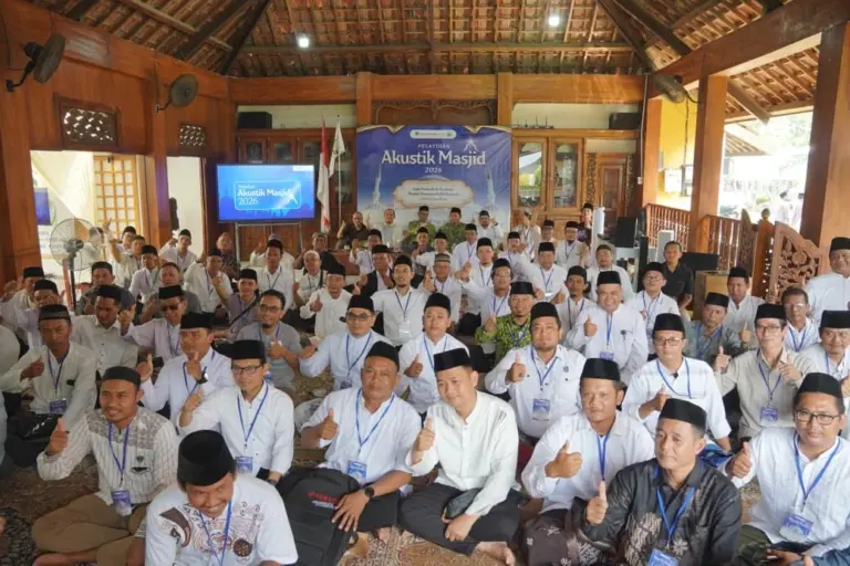 DMI dan ParagonCorp Lanjutkan Gerakan Penataan Akustik Masjid Nasional di Cirebon Perkuat Kapasitas Pengelola Masjid untuk Hadirkan Tata Suara yang Lebih Nyaman dan Berkualitas