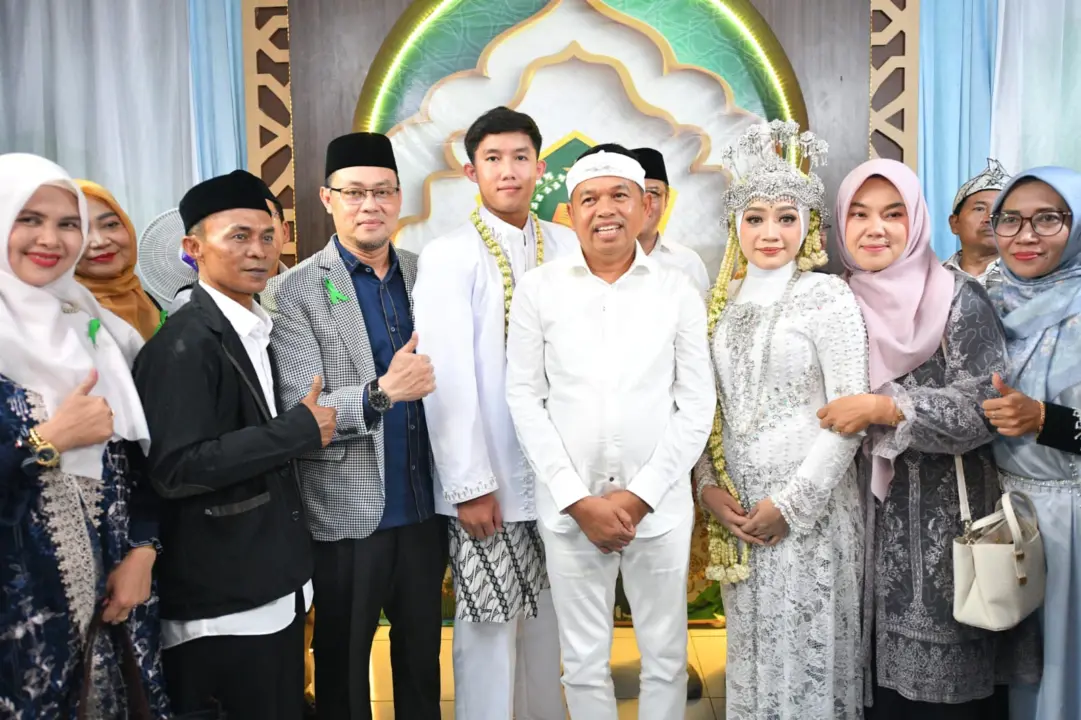 KDM Jadi Saksi Nikah Pasangan Disabilitas Puja dan Sayyid