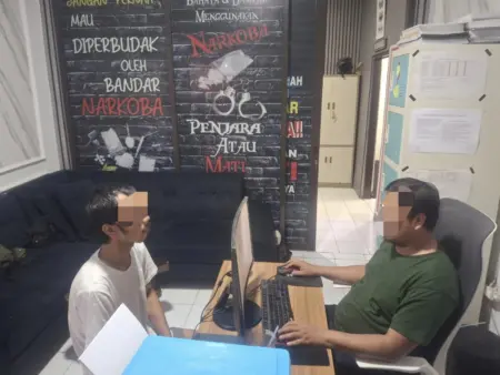 Satresnarkoba Polres Garut Ungkap Peredaran Sabu, 31 Paket Siap Edar Berhasil Digagalkan Satresnarkoba Polres Garut Ungkap Peredaran Sabu, 31 Paket Siap Edar Berhasil Digagalkan