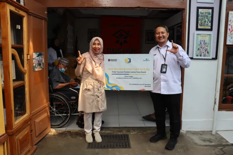 Semangat Melayani Sepenuh Hati, TASPEN KC Bandung Gelar Bakti Sosial di Pondok Lansia Tulus Kasih
