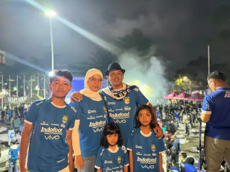 Jelang Potensi Hattrick Juara Persib, Anggota DPRD Kota Bandung AA Abdul Rozak Imbau Bobotoh Tetap Tertib dan Jaga Fasilitas Umum